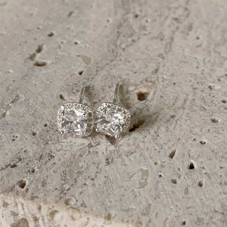 ��ǰ�̹���